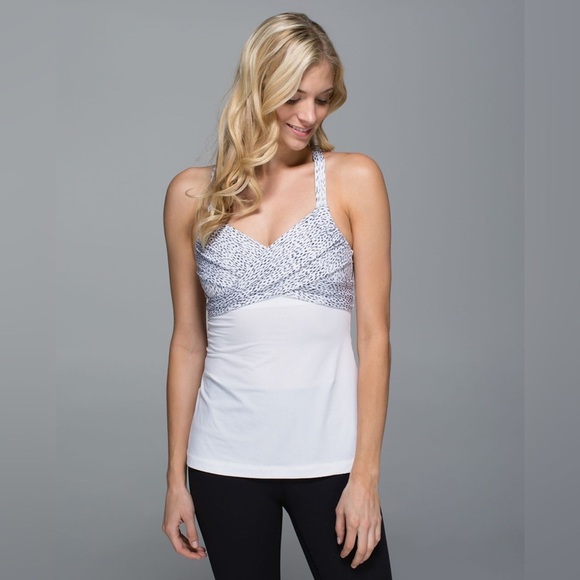 Lululemon Wrap It Up Tank Size 4 Dottie Dash White Black Sports Bra Top L16 - Picture 1 of 10